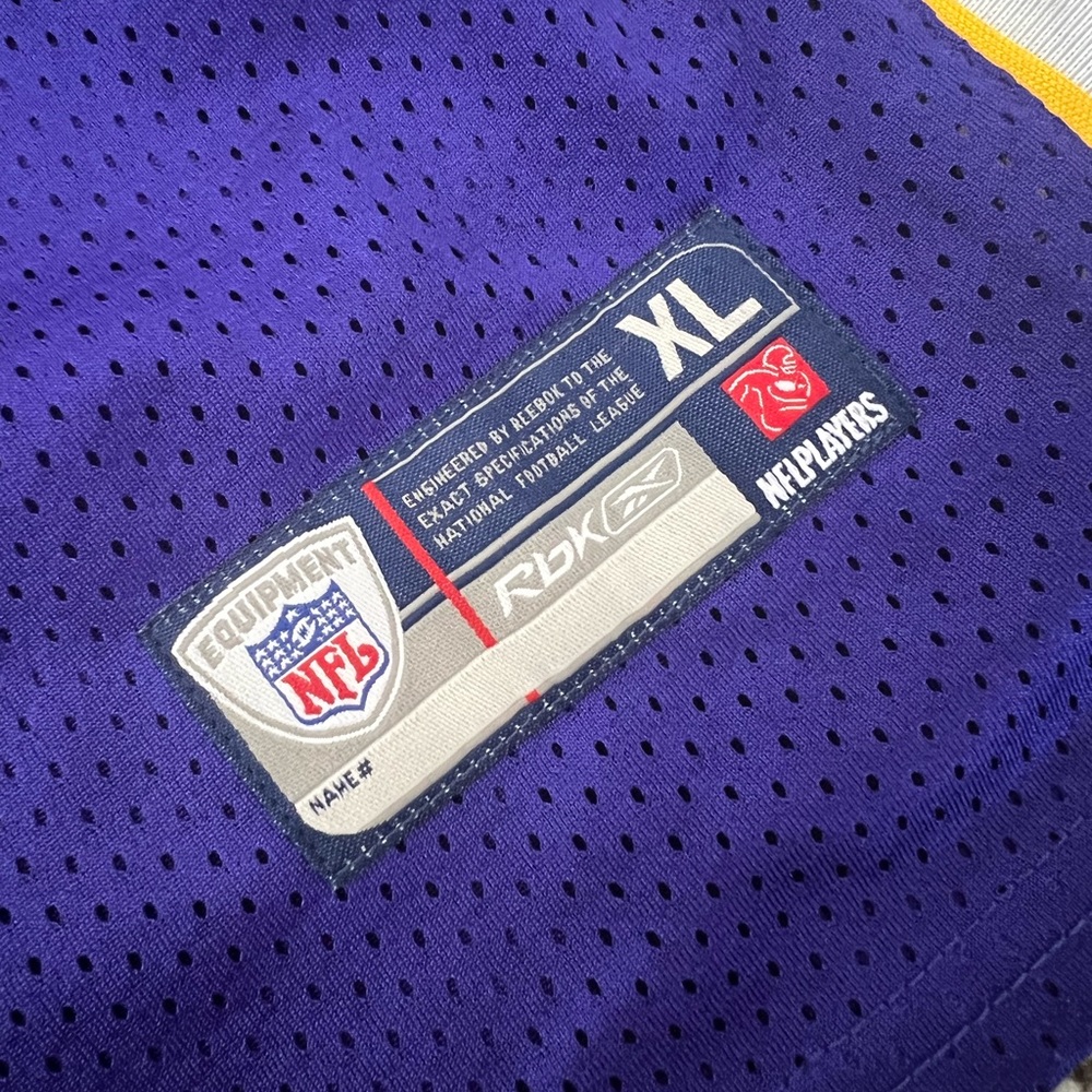 Adrian Peterson Minnesota Vikings Jersey - Picture 4 of 5